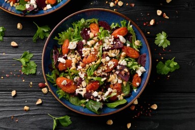 Warm,Baked,Carrots,And,Beetroot,Salad,With,Feta,Cheese,And