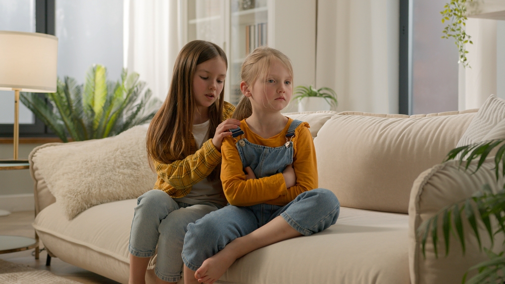 Upset,Sad,Little,Caucasian,Children,Kids,Argument,Conflict.,Offended,Girls