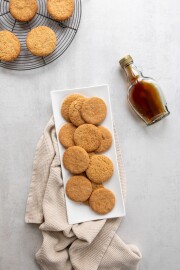 Maple,Syrup,Cookies,-,Food,Styling