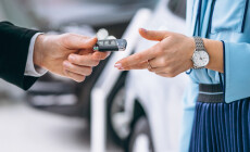 kokiais-atvejais-automobiliu-nuoma-padeda-sutaupyti-laiko-ir-pinigu