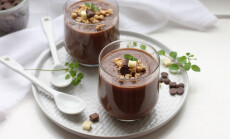 Chocolate,Almond,Pudding,,Selective,Focus