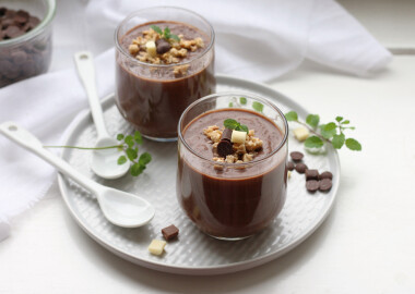 Chocolate,Almond,Pudding,,Selective,Focus