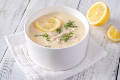Avgolemono,Chicken,Soup,With,Rice,And,Lemon