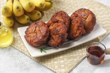 Pisang,Goreng,Madu.,Honey,Fried,Banana,Is,Made,From,Bananas