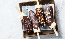 Vegan,Dessert,For,Kids.,Banana,In,Chocolate,With,Nuts,,Top