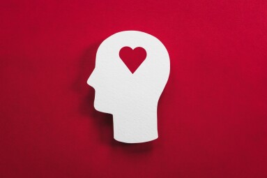 Heart,In,Head,Symbol,For,Love,affection,,Psychology,And,Addiction,Concept