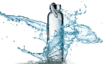 Glass,Sport,Bottle,With,Metal,Cap,Water,Splash,On,White