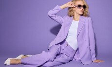 Fashion,Female,Model,In,Lilac,Suit,,White,Shoes,,Top,And