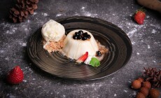 Traditional,Italian,Dessert,Panna,Cotta,With,Brown,Sugar,Topping,Summer