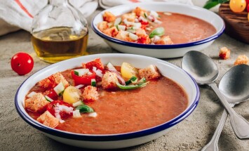 Spanish,Summer,Cold,Soup,Gazpacho,With,Vegetables,On,Concrete,Background.