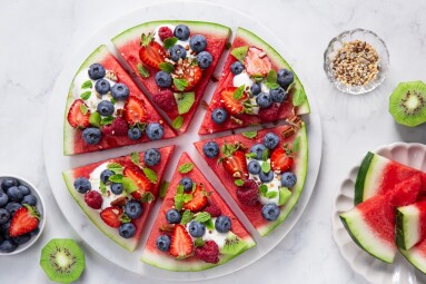 Fresh,Sweet,And,Tasty,Watermelon,Pizza,With,Yogurt,And,Fresh