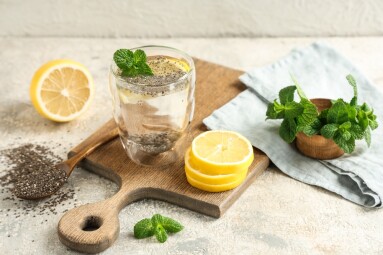 Glass,Of,Lemon,Water,With,Chia,Seeds,And,Mint,On