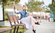 Young,Cute,Blond,Girl,With,Short,Hair,And,Bright,Pink