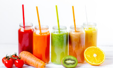 Fresh,Detox,Juices,In,Glass,Bottles,On,White,Background