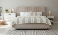 Stylish,Interior,Of,Contemporary,Bedroom,With,Comfortable,Bed