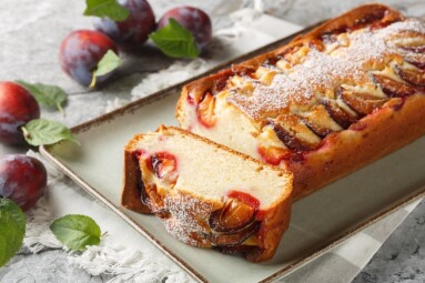 Yogurt,Plum,Cake,With,Fresh,Fruit,Soft,Sponge,Dough,Closeup