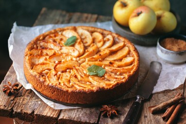 Homemade,Delicious,Fresh,Baked,Rustic,Apple,Pie,On,Dark,Background