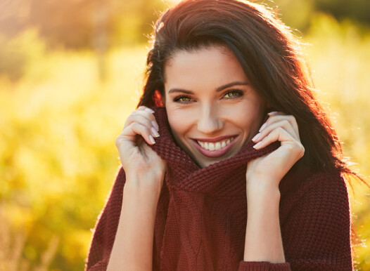 Portrait,Of,Beautiful,Brunette,Woman,In,Autumn,Red,Sweater.,Welcome