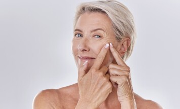 Acne,Or,Pimple,Popping,Female,Or,Woman,After,Night,Face