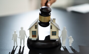 Divorce,Lawyer,Or,Attorney.,Estate,Real,Law