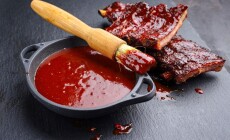 Hot,And,Spicy,Barbecue,Sauce,In,A,Bowl,As,Close-up