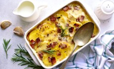 Potato,Gratin,With,Bacon-,Traditional,Dish,Of,French,Cuisine.,Vegetables