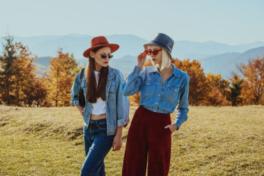 Outdoor,Autumn,Fashion,Portrait,Of,Two,Women,,Models,Wearing,Trendy