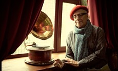 An,Intelligent,Well-groomed,Elderly,Man,In,A,Beret,And,Glasses