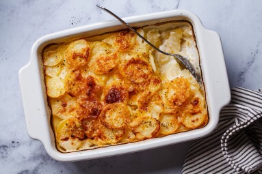 French,Classic,Potato,Gratin,Dauphinois,In,A,White,Dish,,Top